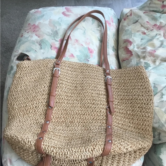 Stylish Tan Woven Tote Bag - Picture 8 of 8
